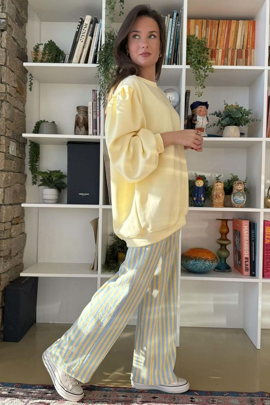 Nova Soft Tech Puff Sleeve Sweatshirt Soft Lemonade /10 Pre order 10 days 